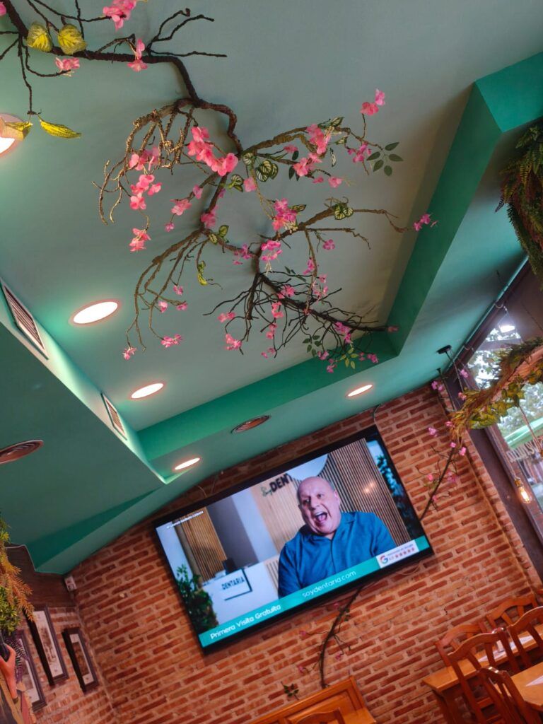 imagen interior restaurante septima avenida mostoles 1