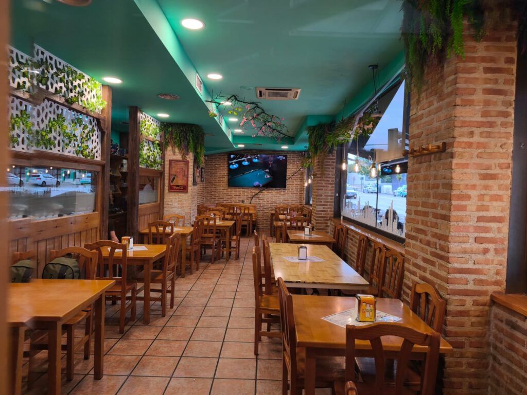 imagen interior restaurante septima avenida mostoles 4